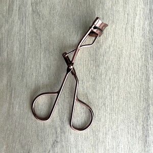 Eyelash Curler Wet n Wild Makeup Tools Lash Curler False Eyelash Metal Beauty